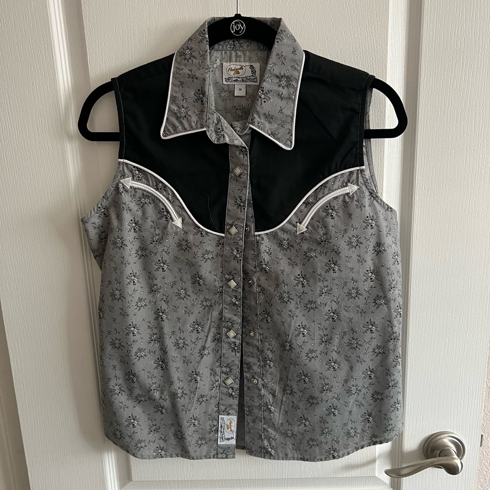 Panhandle Slim Sleeveless Snap Button Up